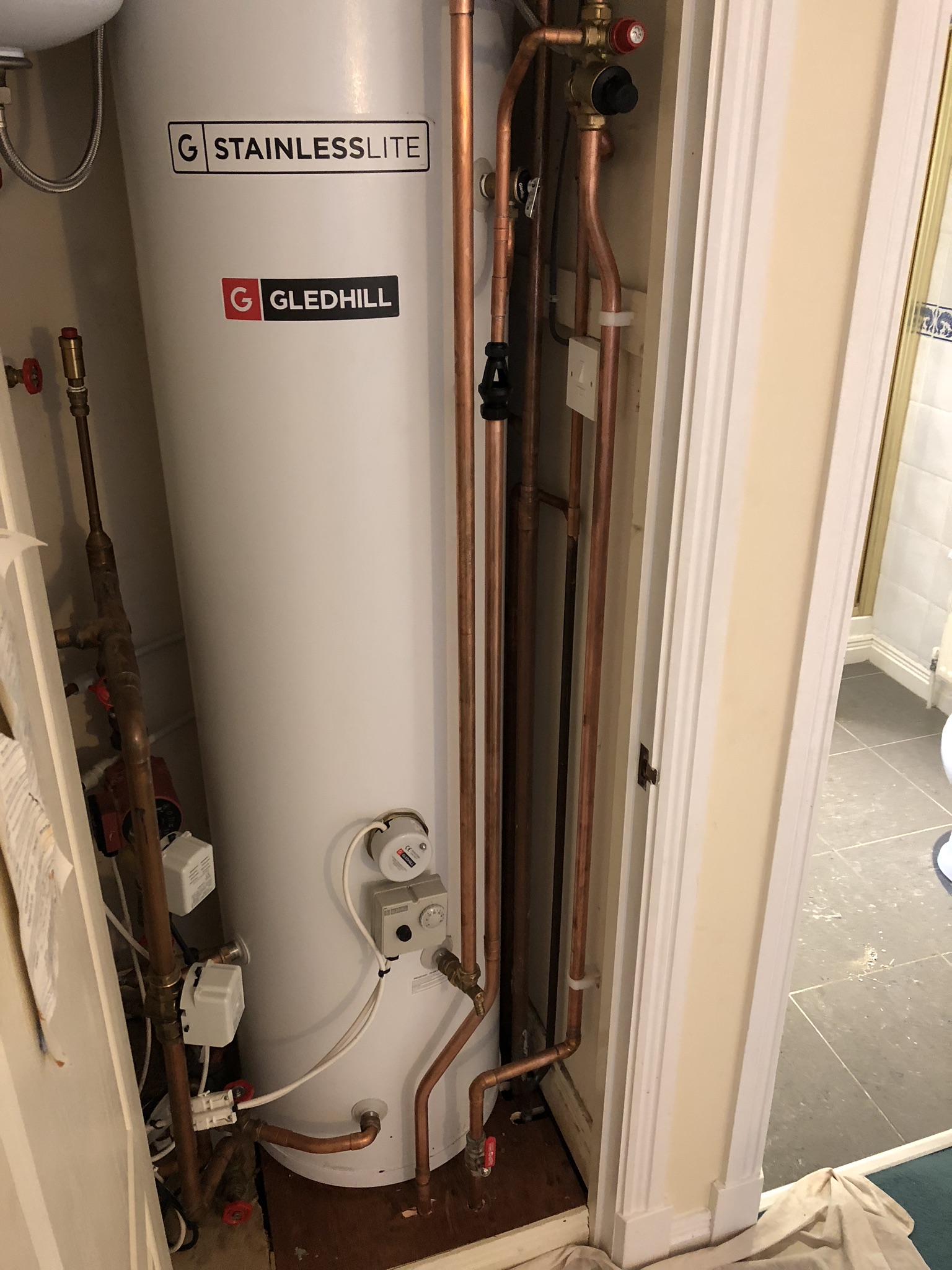 unvented hot water systems, gledhill