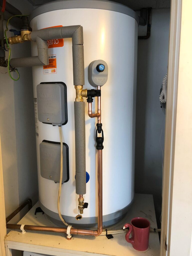Replacement cylinder for faulty unvented cylinder