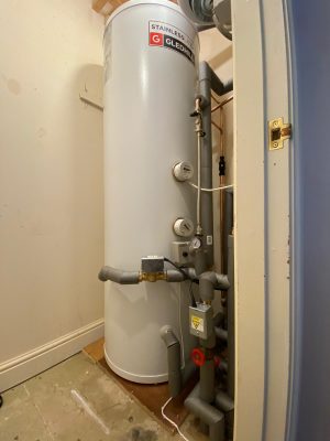 Boiler and cylinder upgrade new unvented cylinder in existing airing cupboard